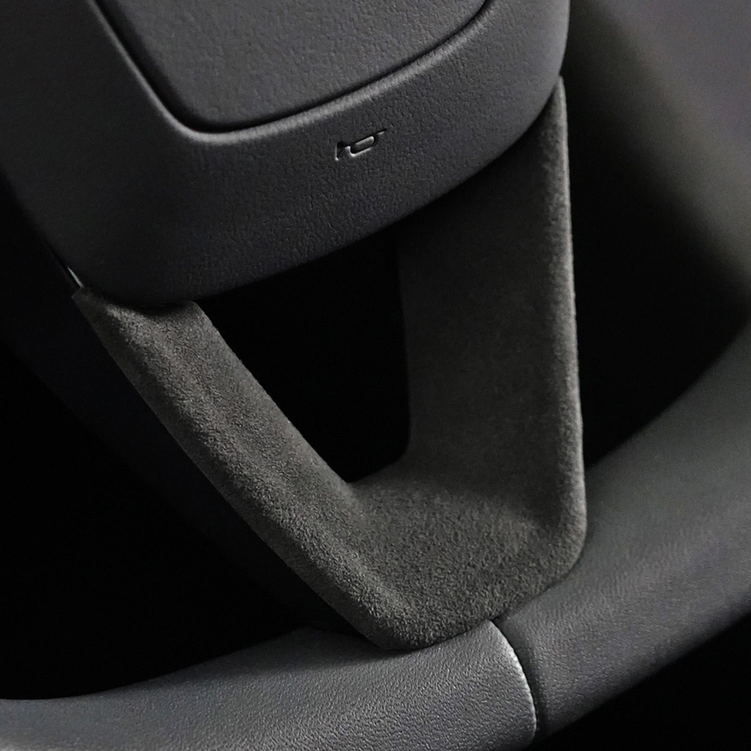 Alcantara Rear Air Outlet Cover Sticker for Tesla Model 3 Highland 24+ / Y Juniper 25+