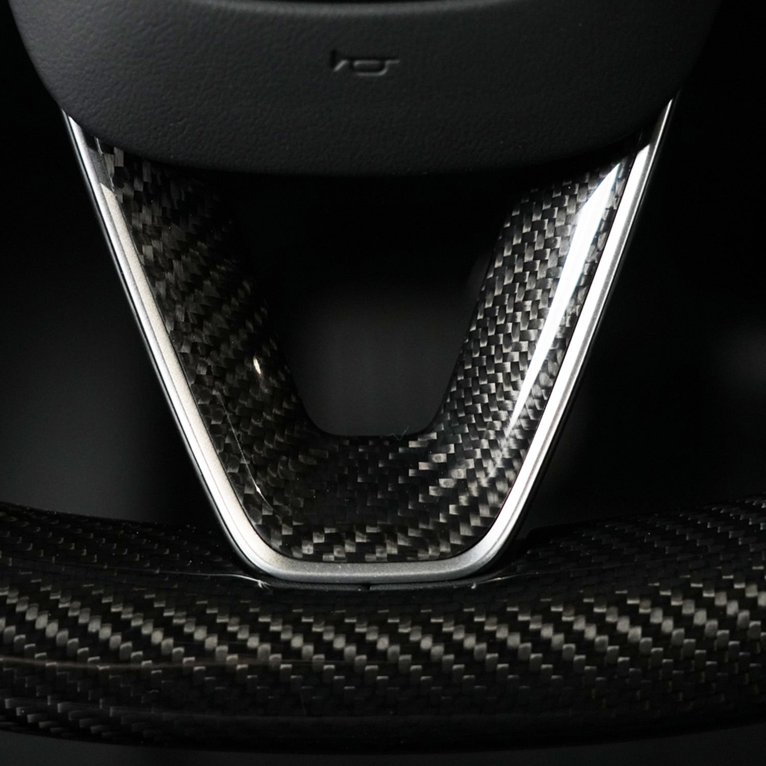 Carbon Fiber Steering Wheel V Sticker for Tesla Model 3 Highland 24+ / Y Juniper 25+