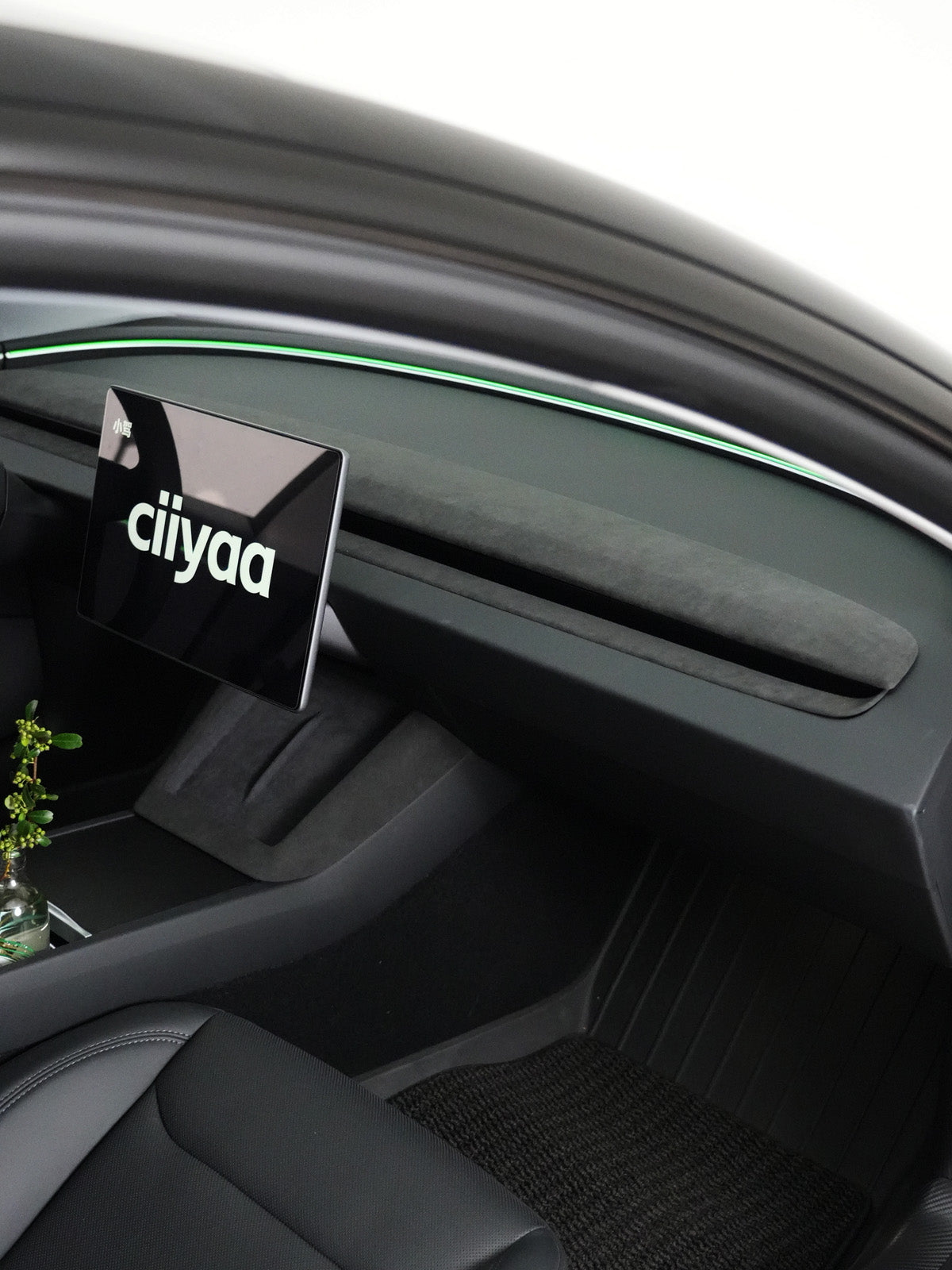 Alcantara Dashboard Trim for Tesla Model 3 Highland 24+ / Y Juniper 25+