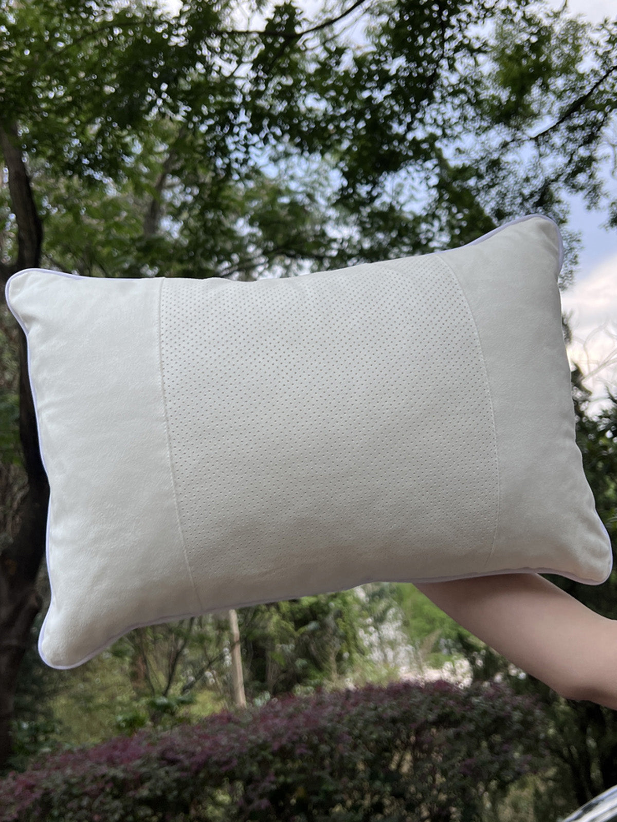 CiiyaaSuede Lumbar Support