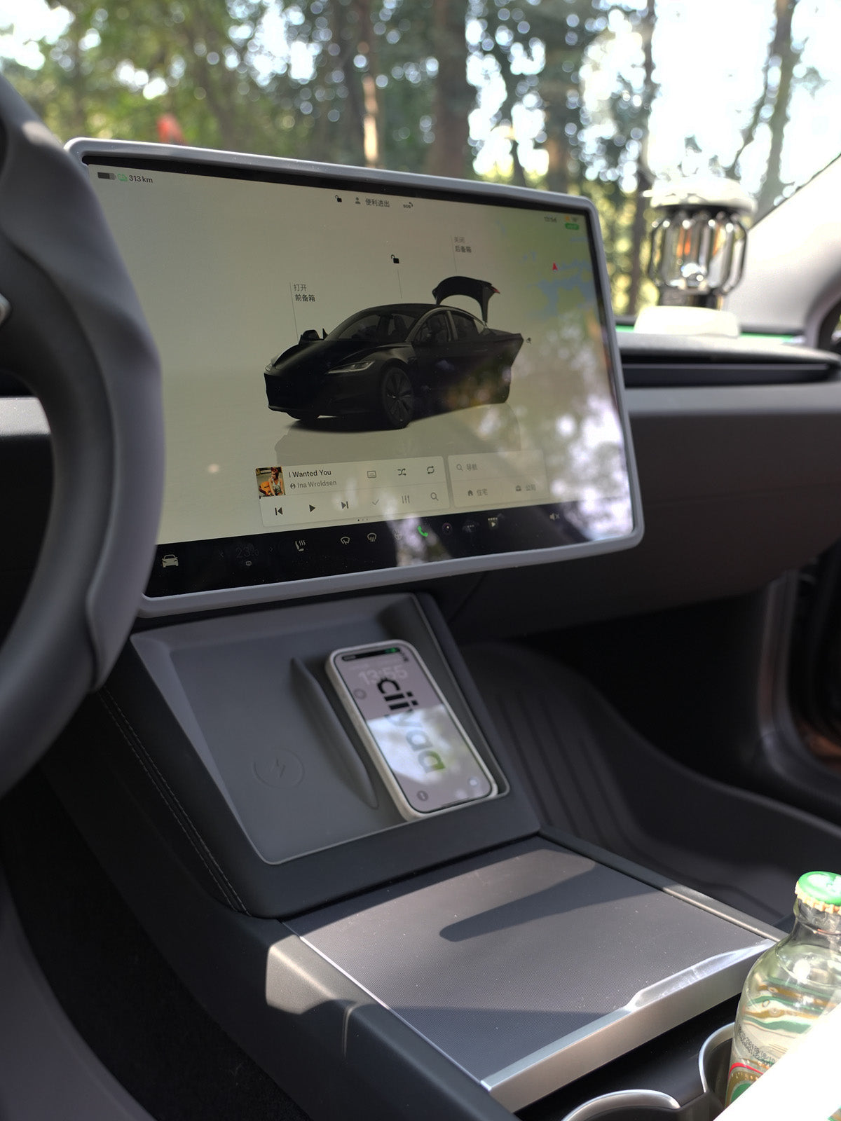 Soft Center Console Wireless Charging Mat for Tesla Model 3(21-26) / Y(20-26)