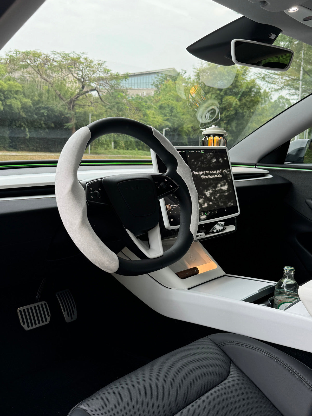 Silicone Steering Wheel Cover for Tesla Model 3(18-26) / Y(20-26)