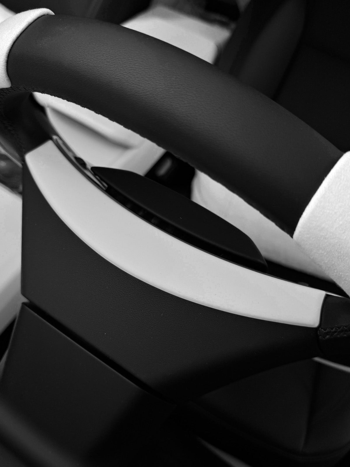 PureDeco Steering Wheel Upper Trim for Tesla Model 3 Highland 24+ / Y Juniper 25+