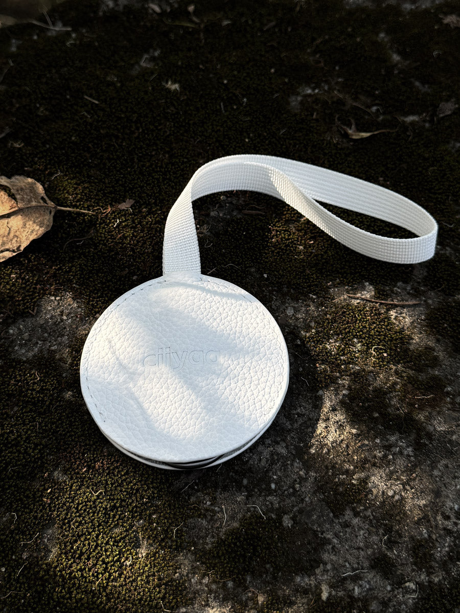 ciiyaa Lychee Cowhide Hooks