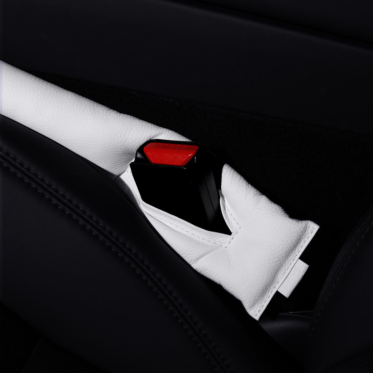 ciiyaa Lychee Cowhide Seat Gap Plug
