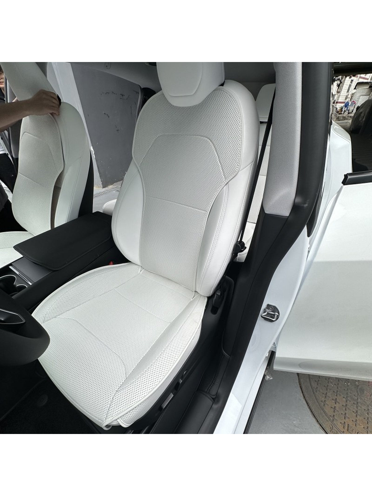Full-Wrap Seat Back Protector Set for Tesla - CXQ13.jpg