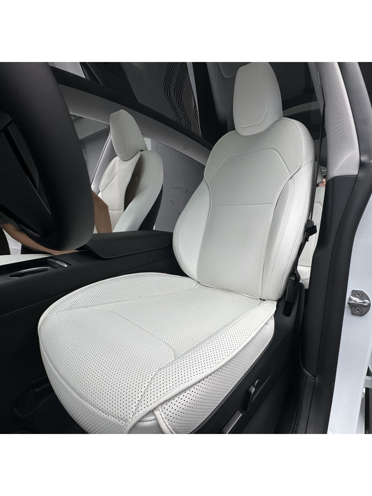 Full-Wrap Seat Back Protector Set for Tesla - CXQ14.jpg
