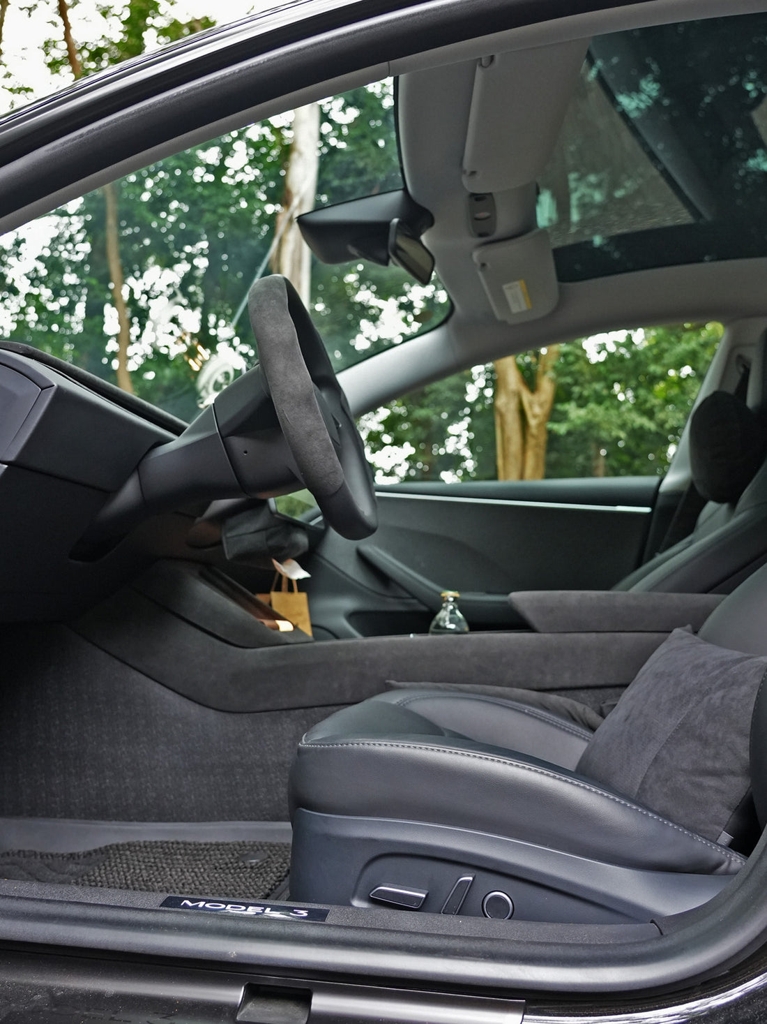 Alcantara Center Console Side Trim for Tesla Model 3 Highland 24+ / Y Juniper 25+