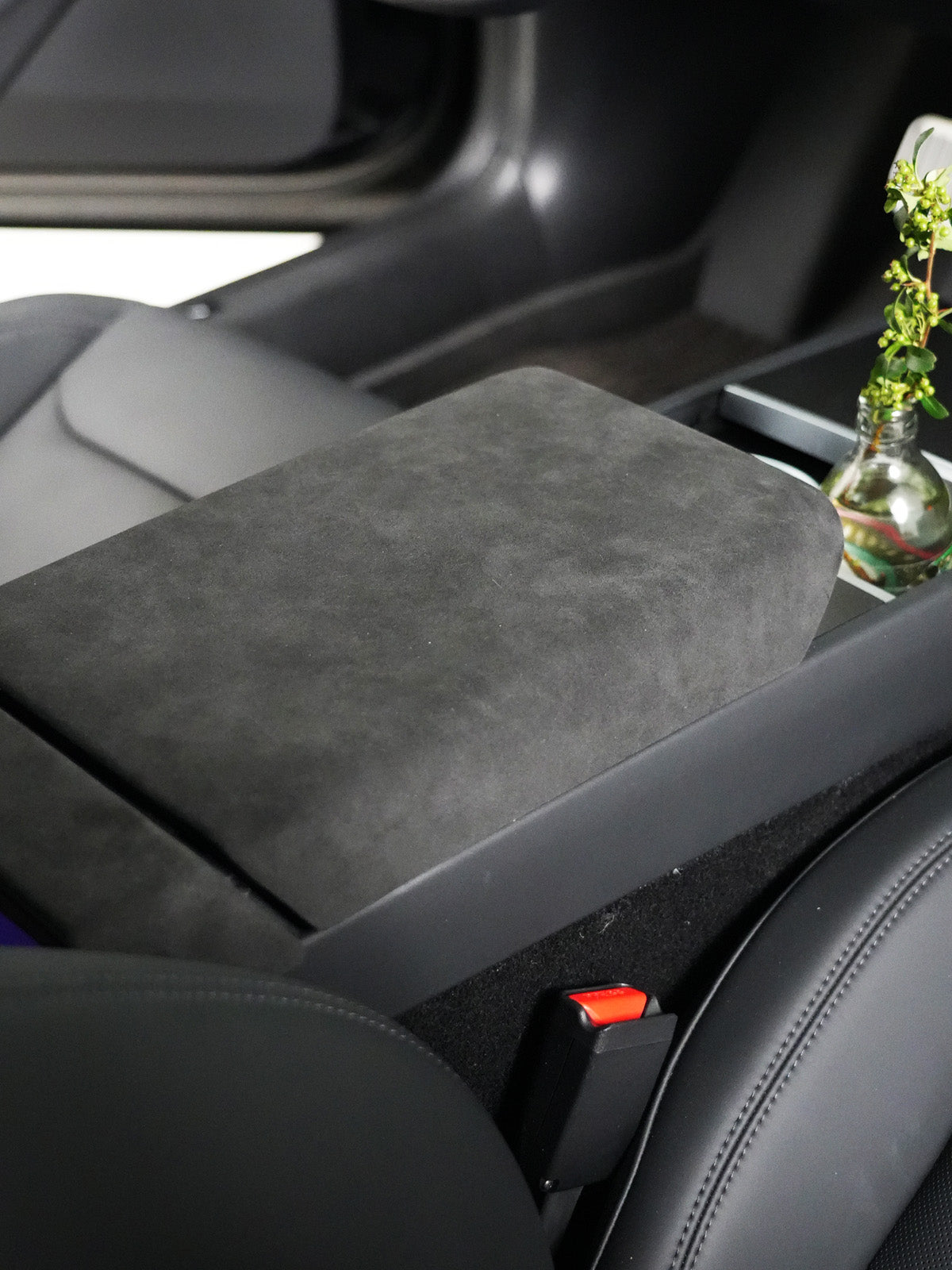 Alcantara Armrest Cover for Tesla Model 3 Highland 24+ / Y Juniper 25+