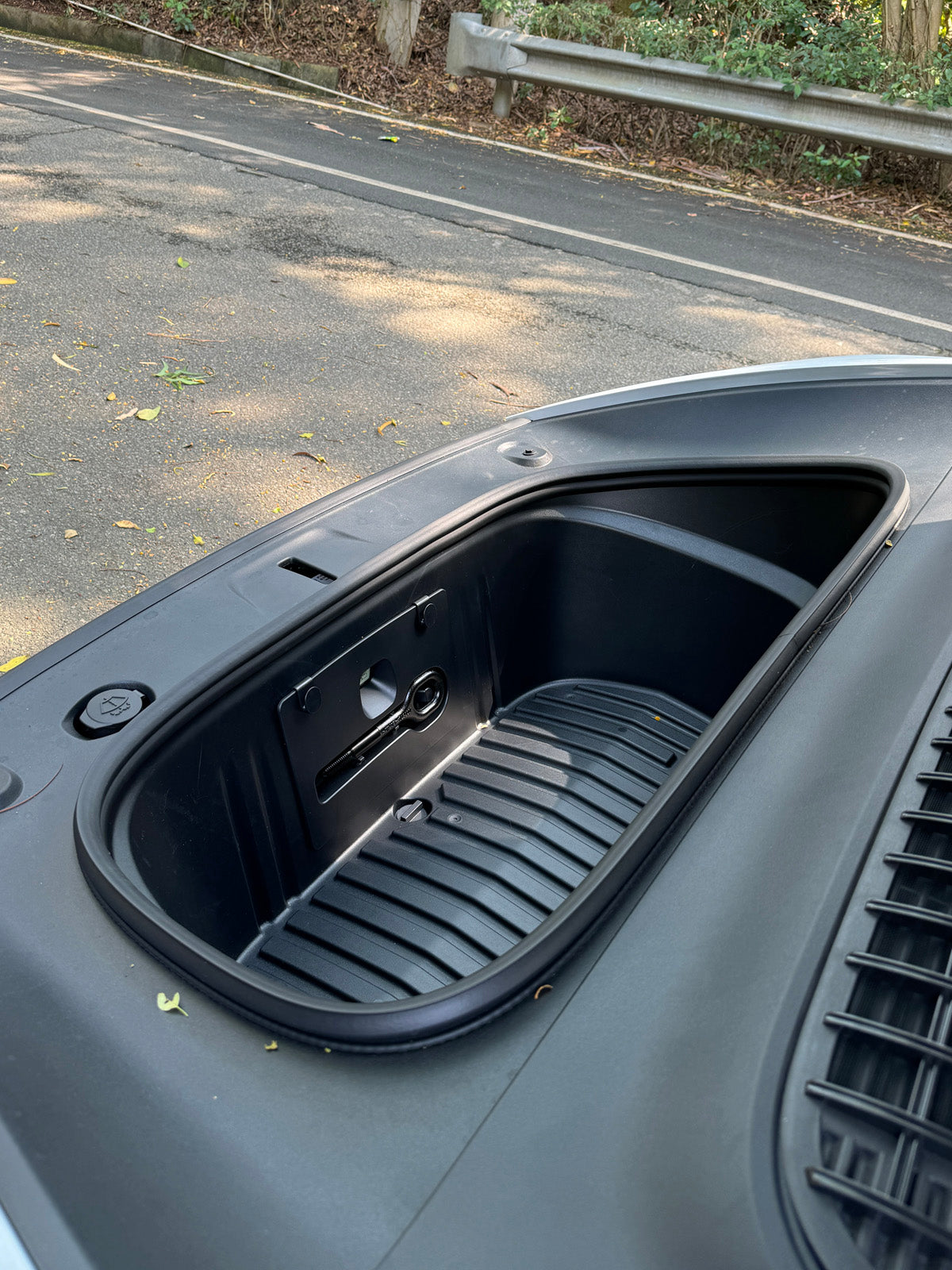 Front Trunk Hooks for Tesla Model Y(20-26)