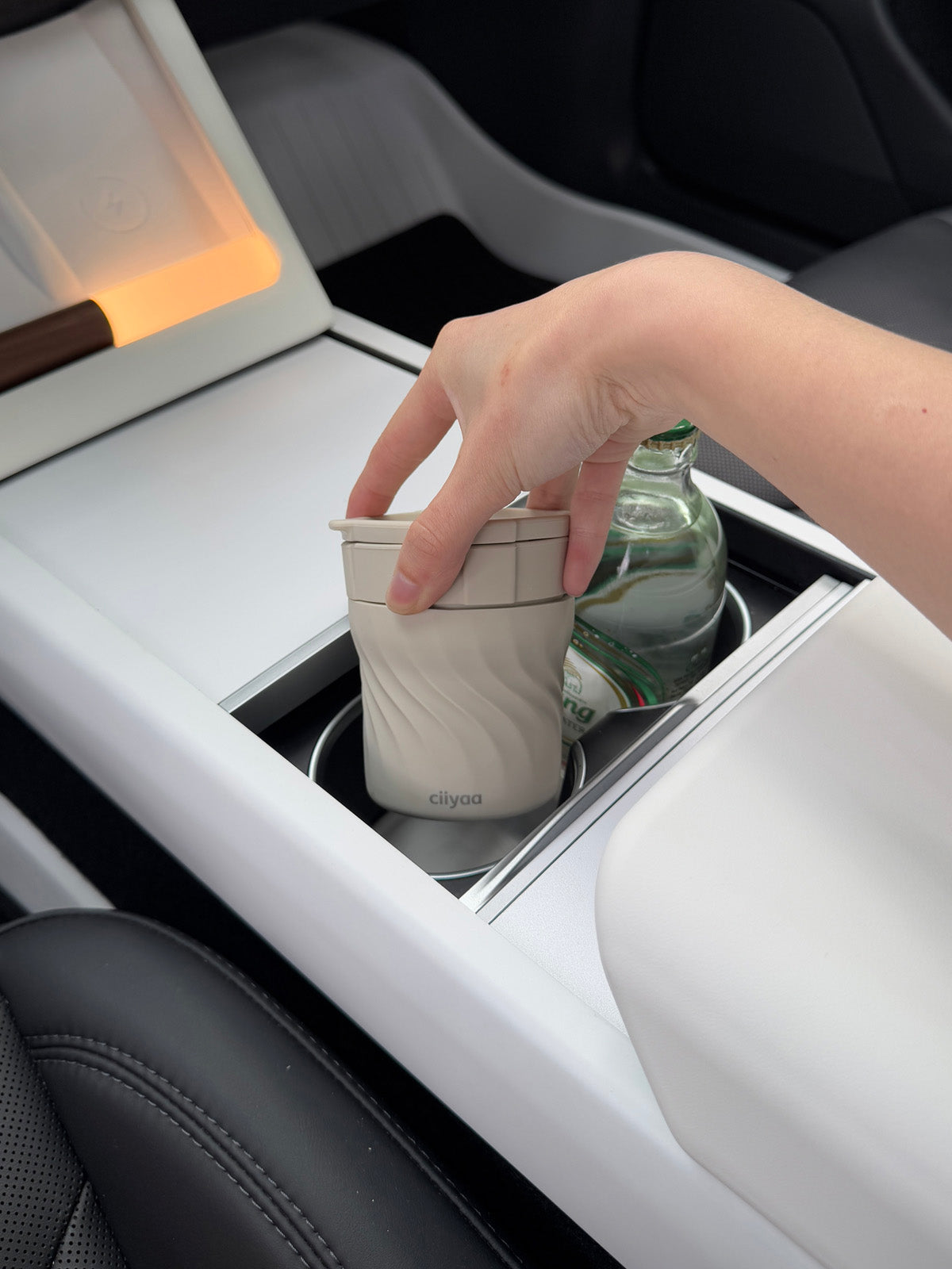 ciiyaa Silicone Ashtray