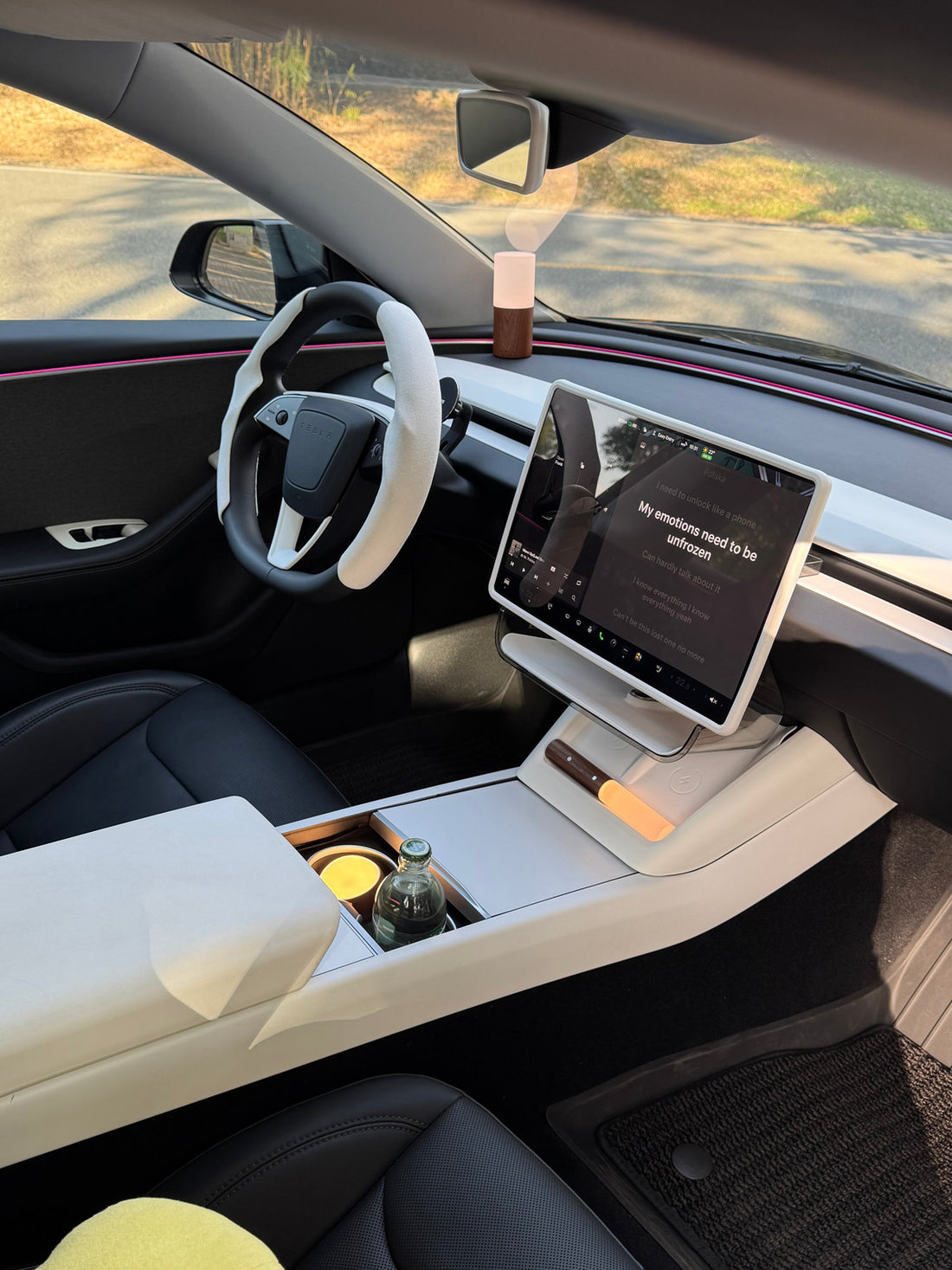 Suede Steering Wheel Cover for Tesla Model 3(18-26) / Y(20-26)