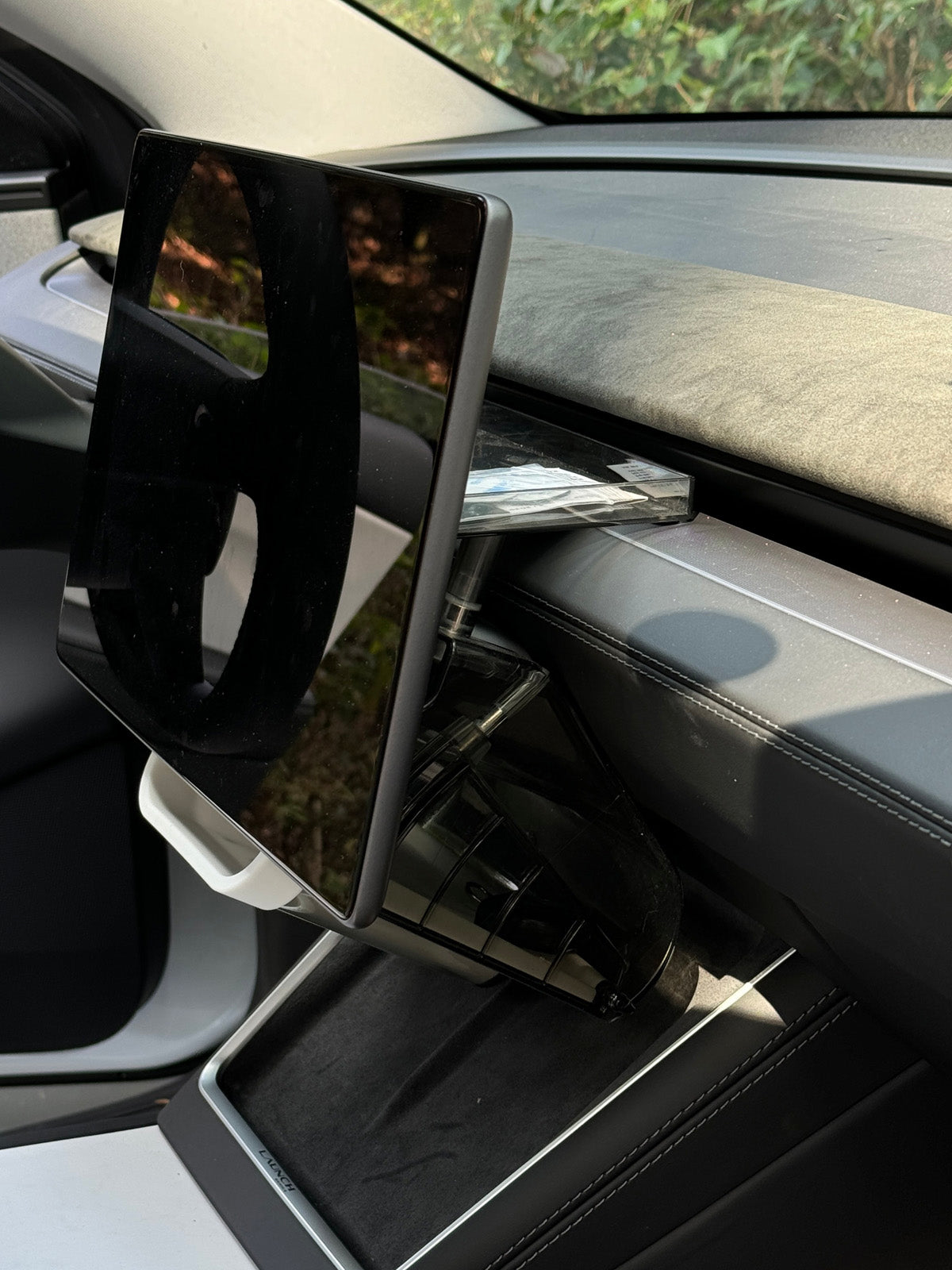 Under Screen Storage Box Ultra for Tesla Model 3(21-26) / Y(20-26)