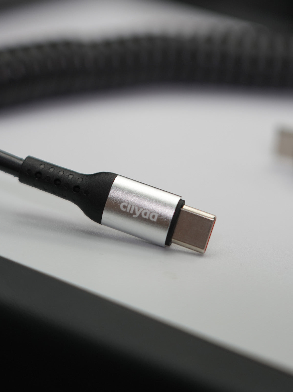 ciiyaa Coiled Right Angle USB C Cable