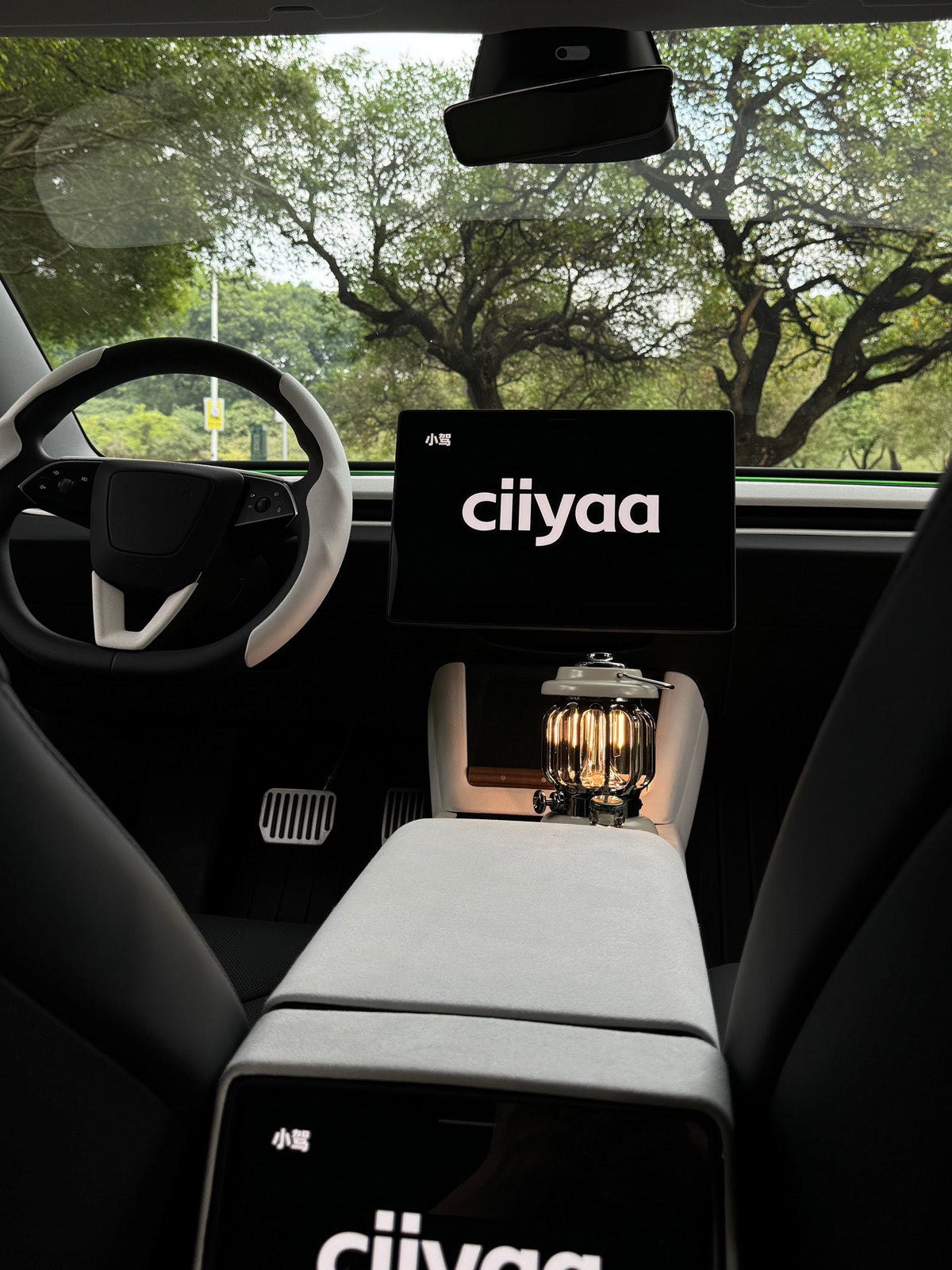 CiyaSuede Wireless Charging Panel Frame for Tesla Model 3 Highland 24+ / Y Juniper 25+