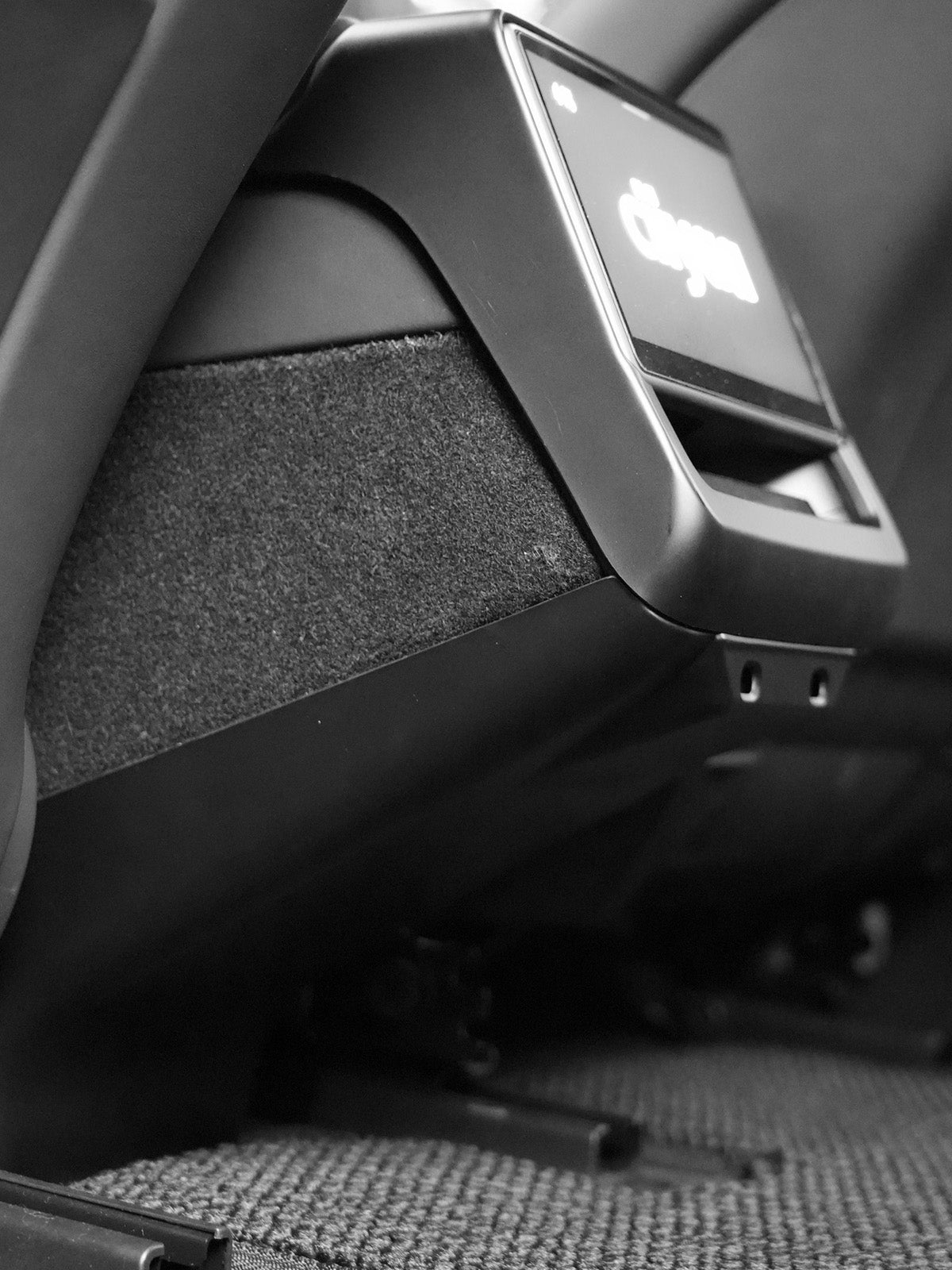 PureDeco Rear Center Console Anti-Kick Cover for Tesla Model 3 Highland 24+ / Y Juniper 25+