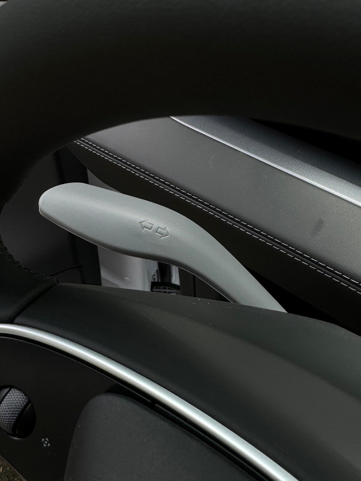 Steering Lever Cover for Tesla Model 3 Highland 24+ / Y Juniper 25+