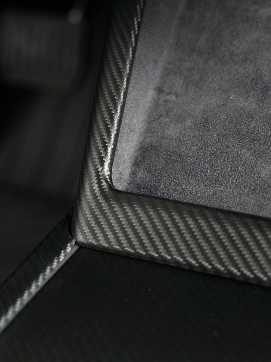 ciiyaa Carbon Fiber Wireless Charging Frame for Tesla Model 3 (24-26) / Y (25-26) / YL (25-26)