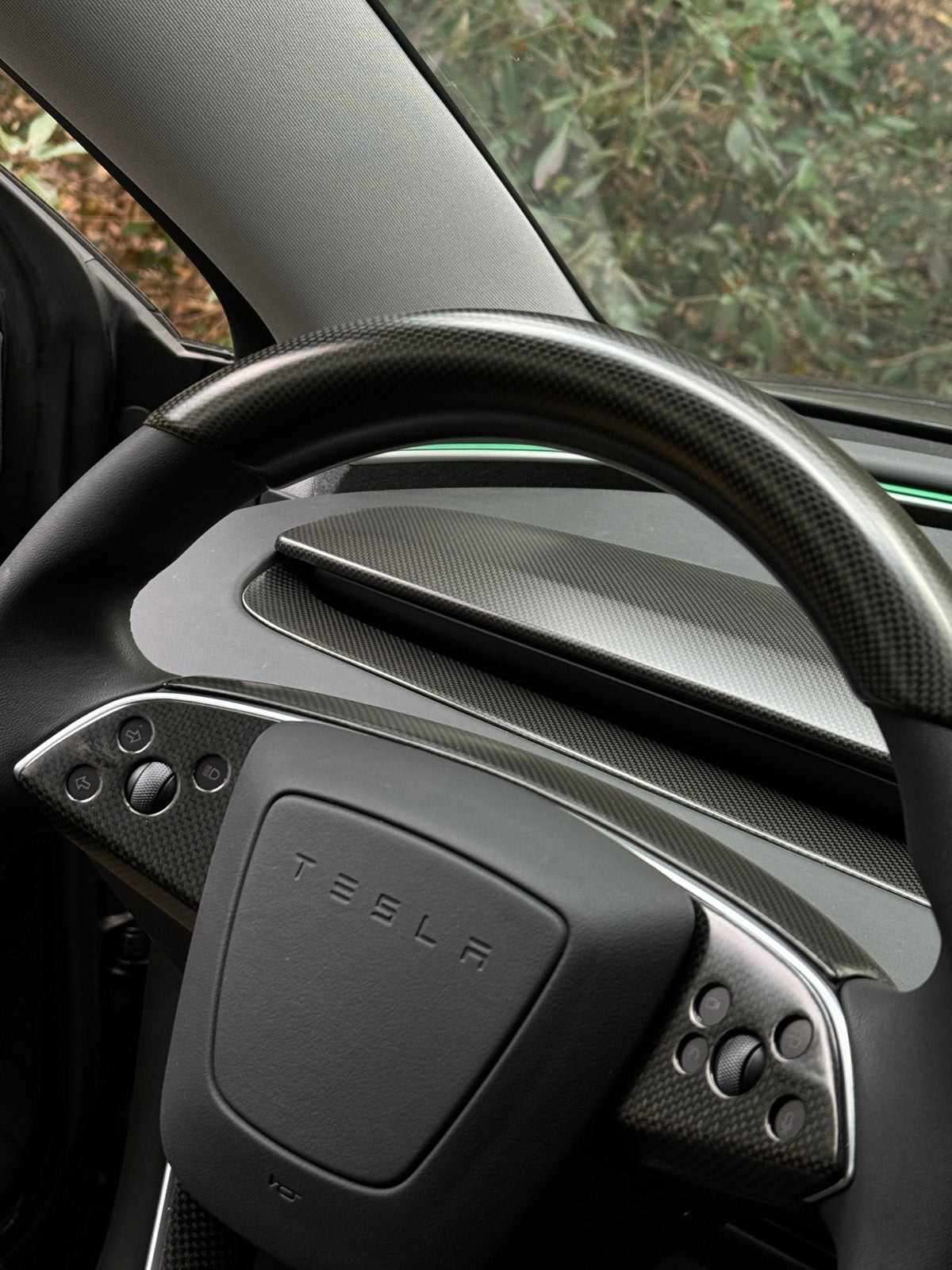 Carbon Fiber Dashboard Vent Trim for Tesla Model 3 (24-26) / Y (25-26)